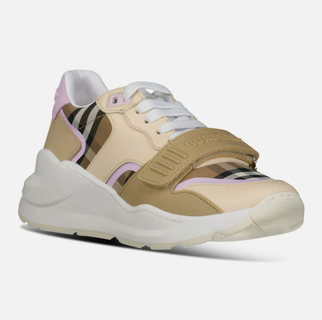 Burberry Ramsey Sneakers Pink