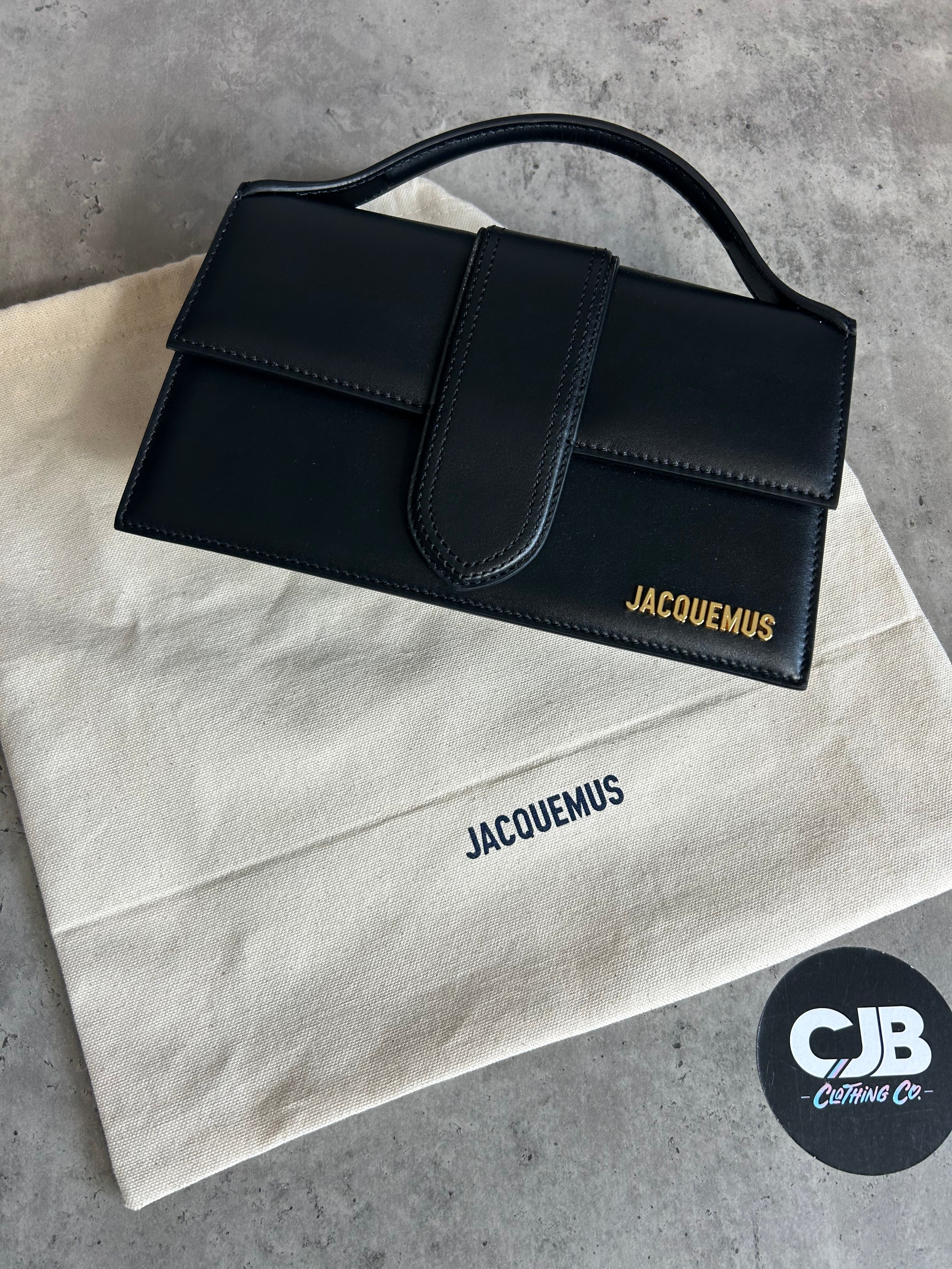 Jacquemus large Bambino LES CLASSIQUES Crossbody flap bag Black/Gold