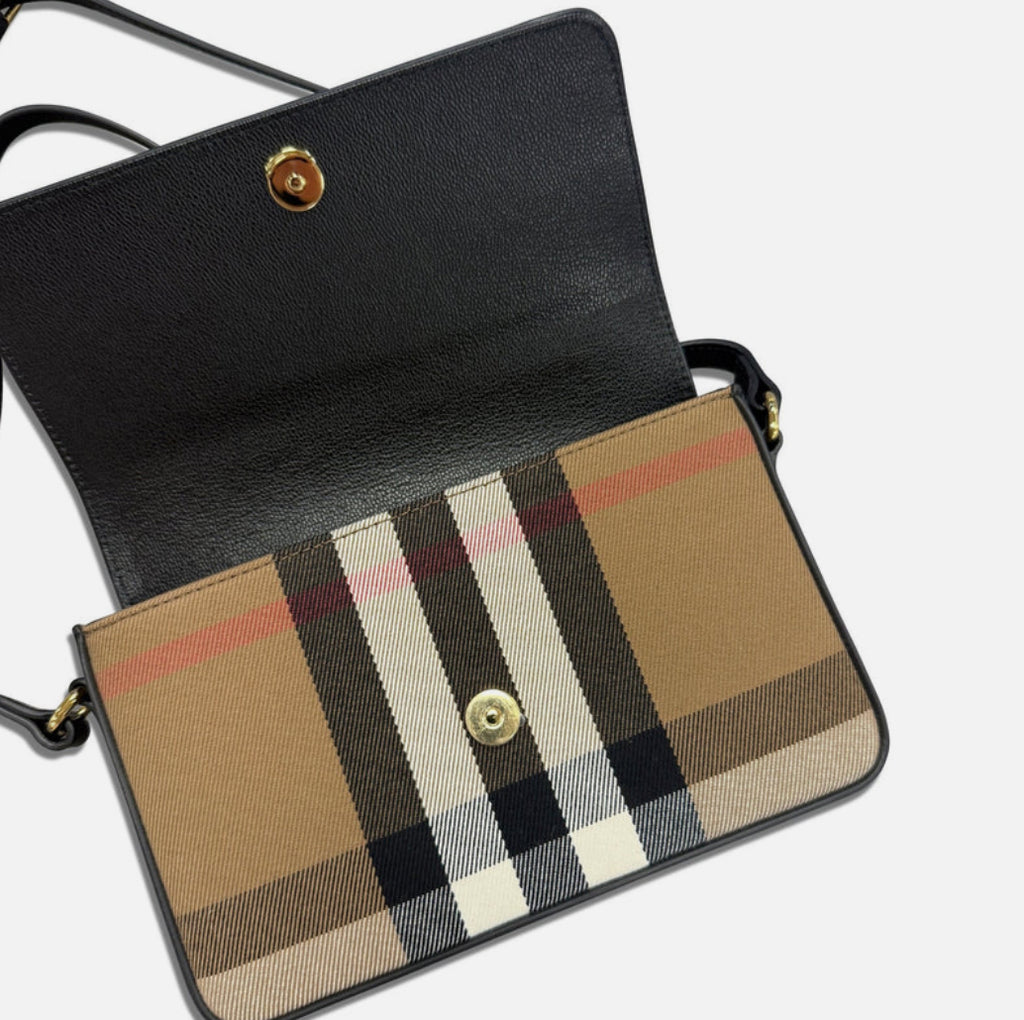 Burberry 'New Hampshire' Leather Shoulder Bag Black